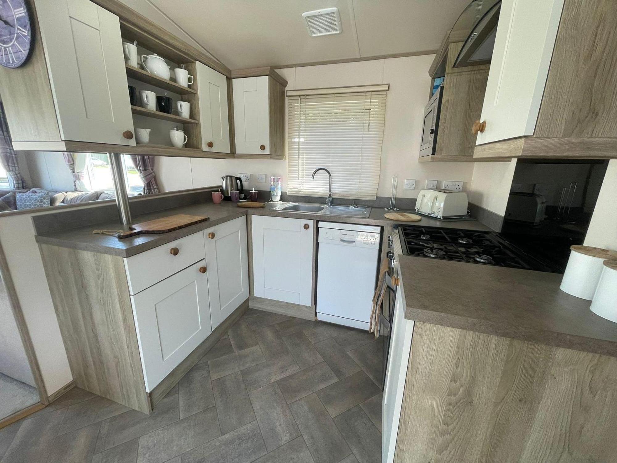 Lovely Caravan At Manor Park, Nearby Hunstanton Beach In Norfolk Ref 23049S Dış mekan fotoğraf